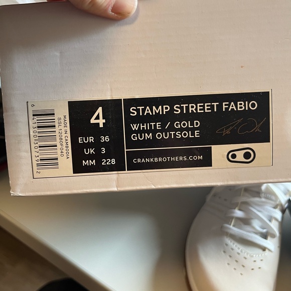 Size 4 Mountain Bike Shoes - Picture 5 of 5